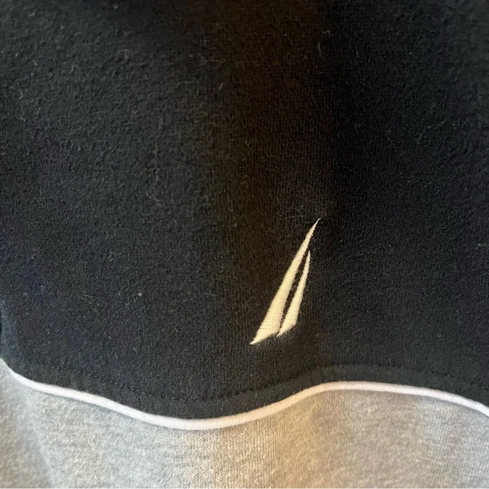 Men’s Nautica Pullover Quarter Zip Sweater Black and Gray XL - Picture 2 of 5